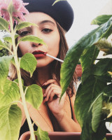 Stella Hudgens photo #